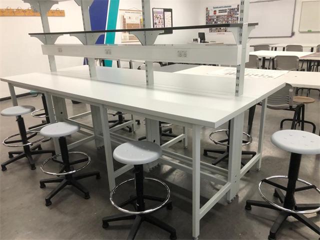 Laboratorijski namještaj